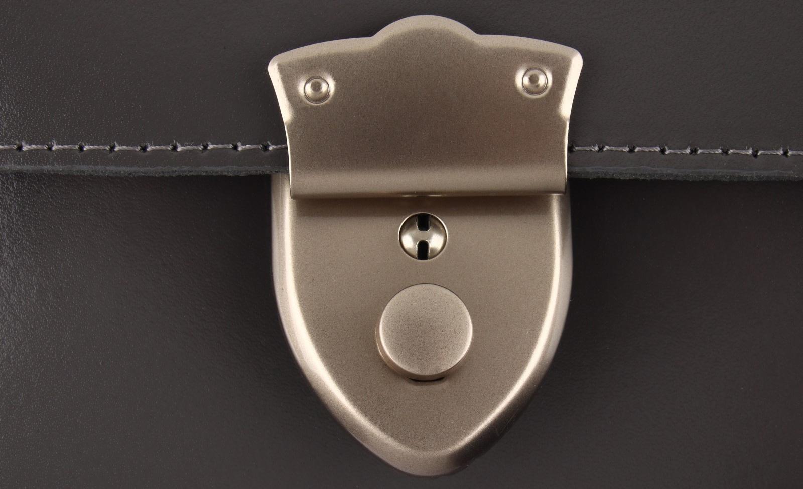 Застёжка для сумки, 3,8 × 5 см, цвет жемчужный серебряный