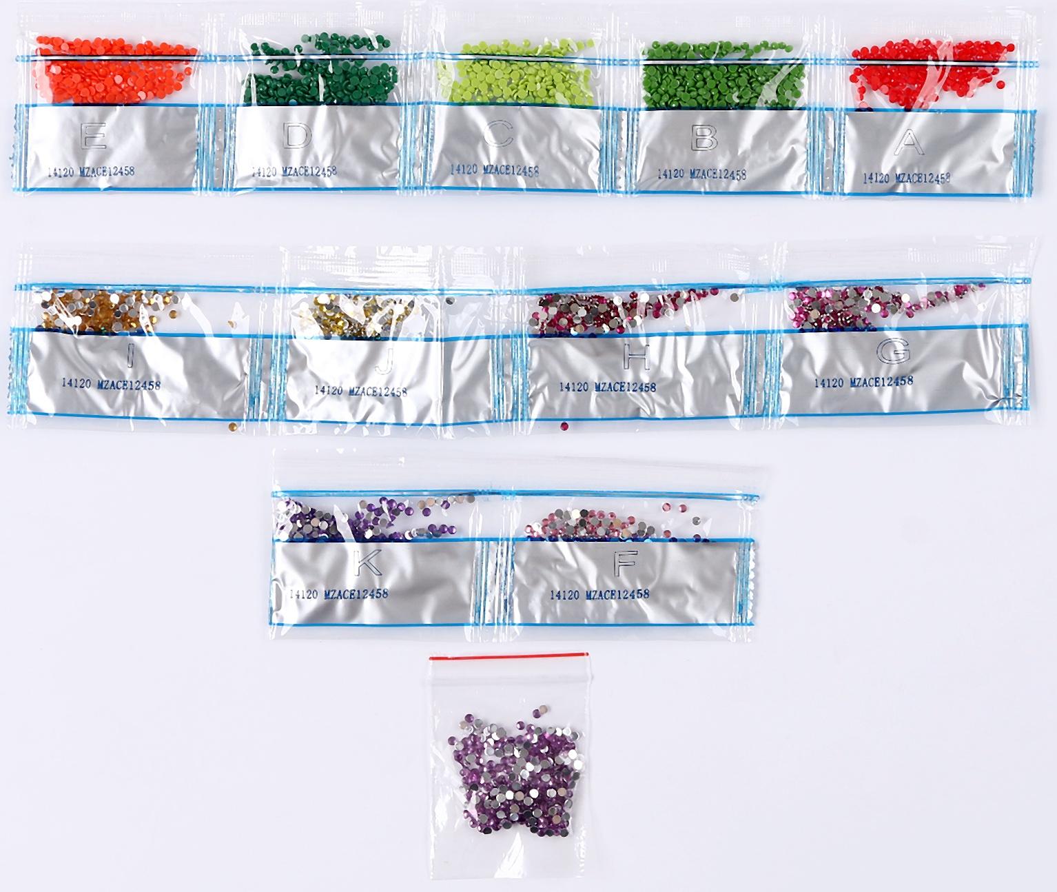 Алмазная вышивка «Цветы с бабочками в саду» интерьерный декор