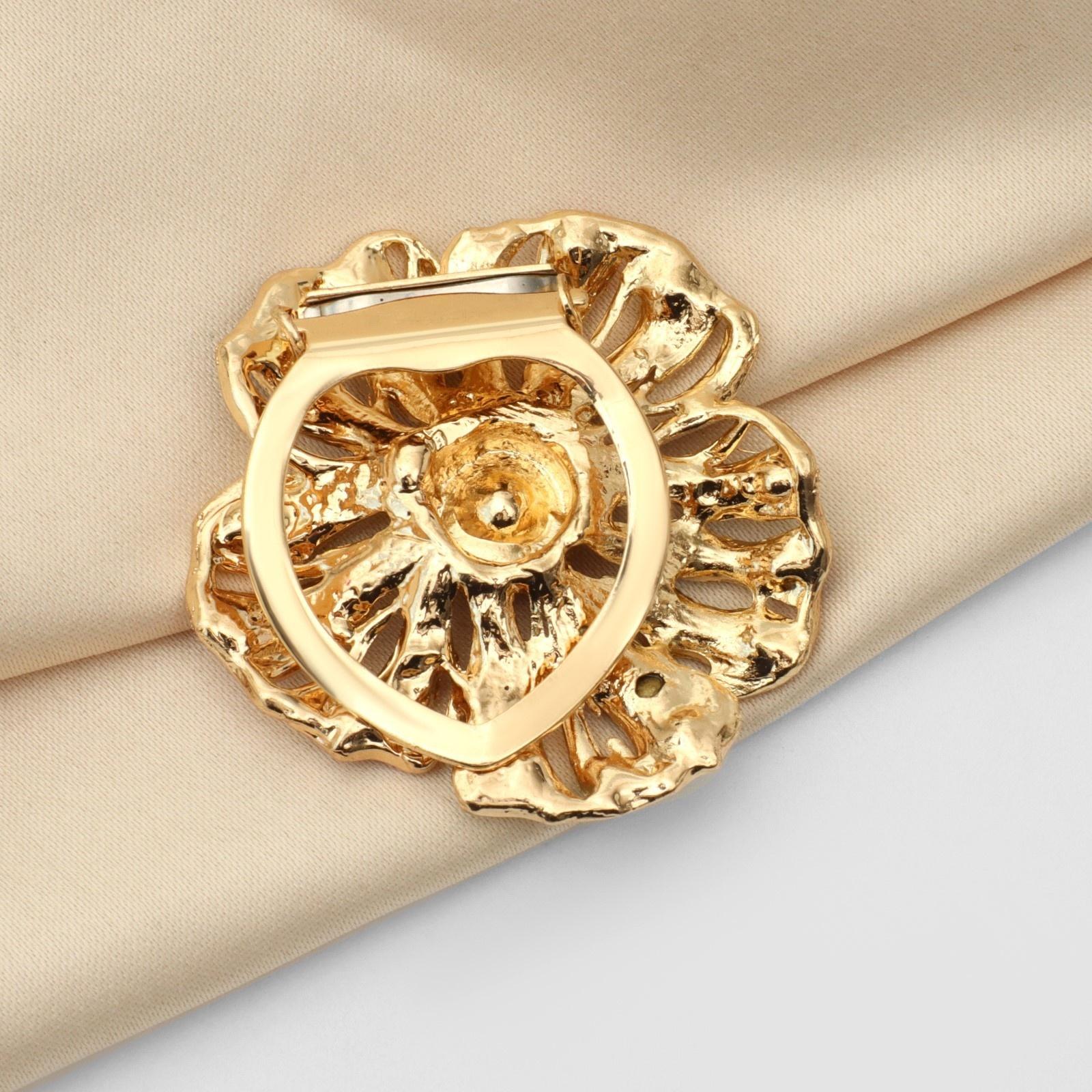 Зажим для платка 