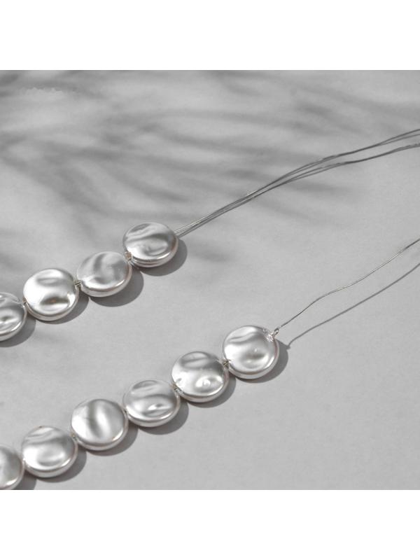 Бусины пластиковые на нити 