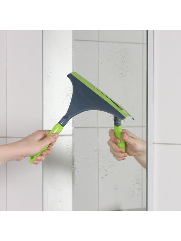 Водосгон Доляна Green day с анатомической ручкой, 25×24 см, цвет зелёный