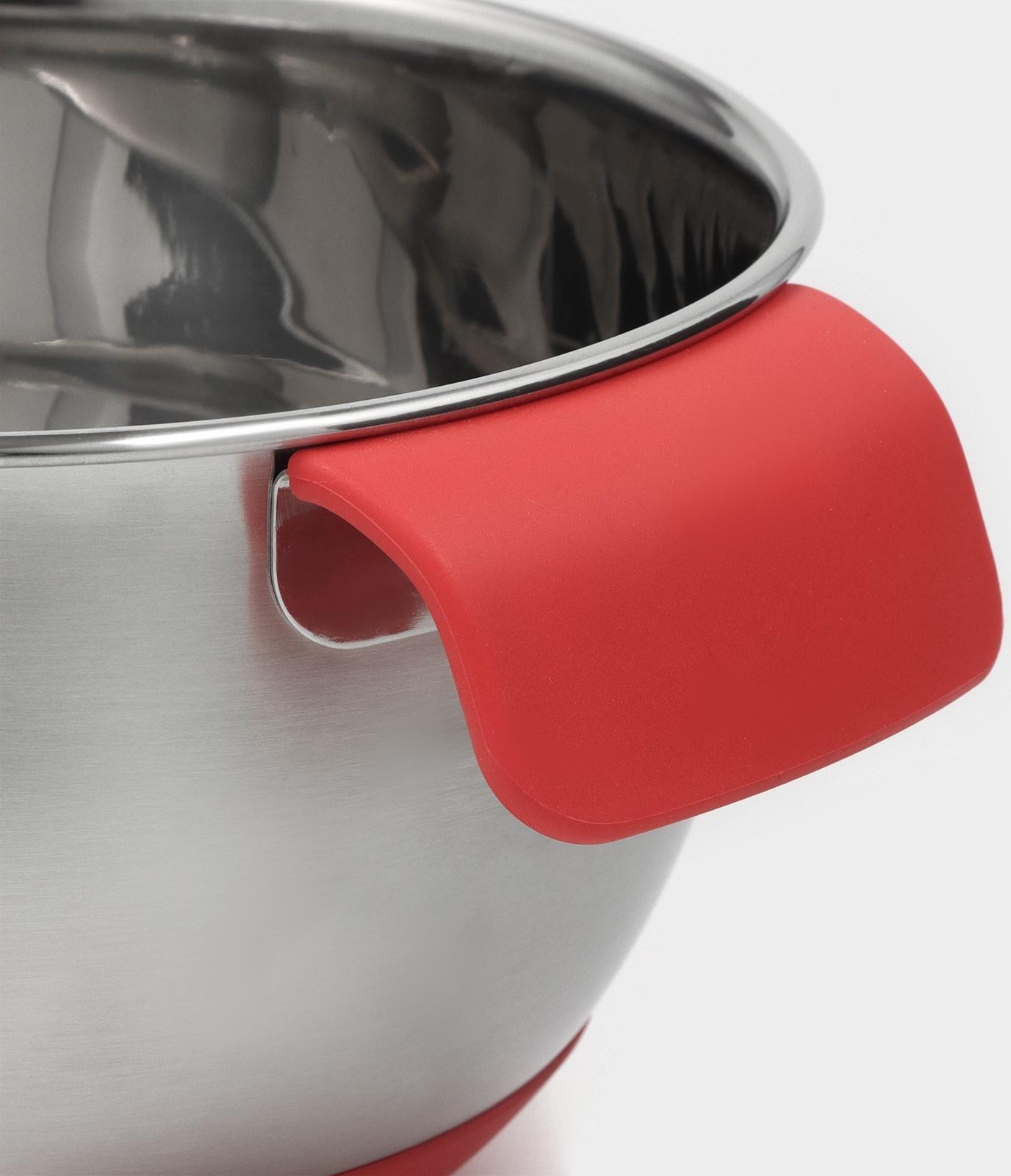 Миска из нержавеющей стали, 2 л, 22×19×11,5 см, с противоскользящим дном и мерной шкалой, силиконовая ручка