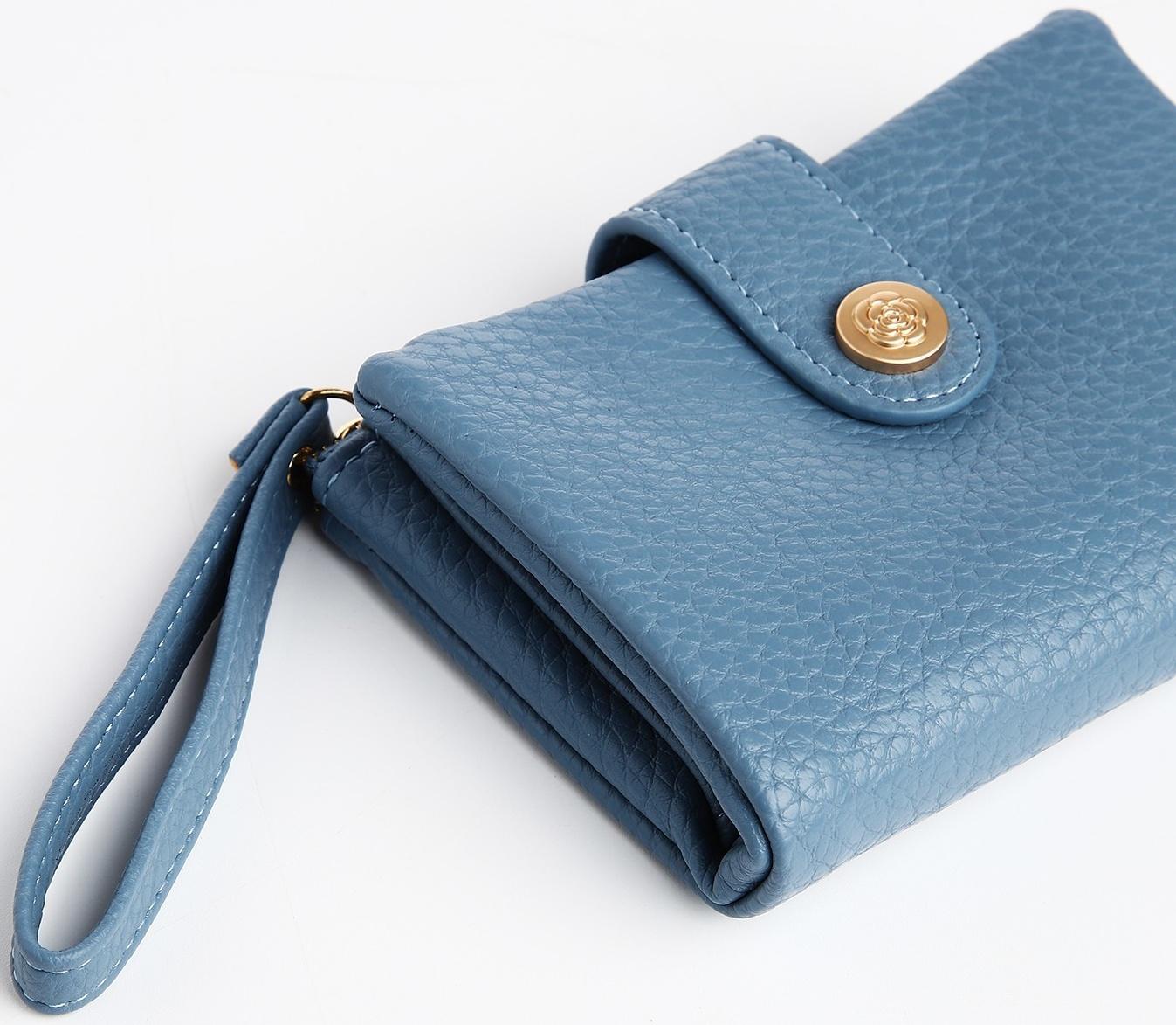 Кошелёк на кнопке, цвет голубой