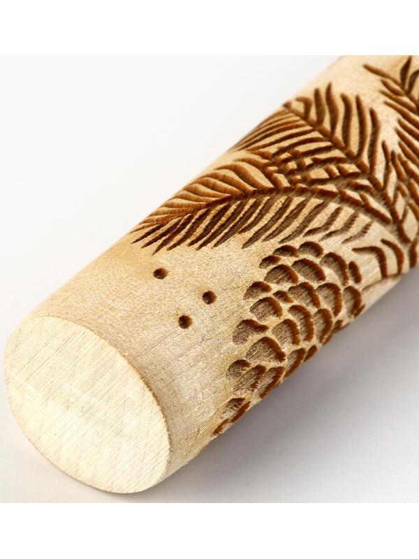Скалка деревянная с узорами «Шишки» для выпечки, 30 см
