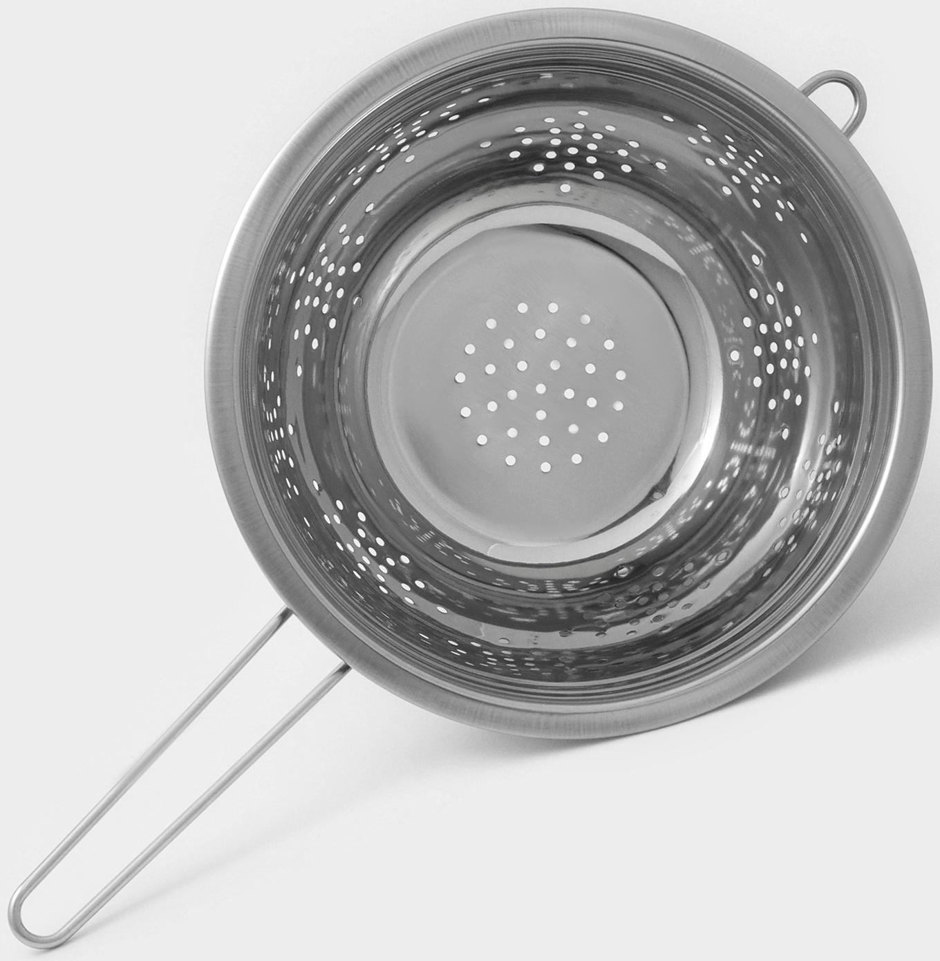 Дуршлаг из нержавеющей стали Доляна, 4,2 л, d=27 см, толщина 0,4 мм, на ножке, длинная ручка