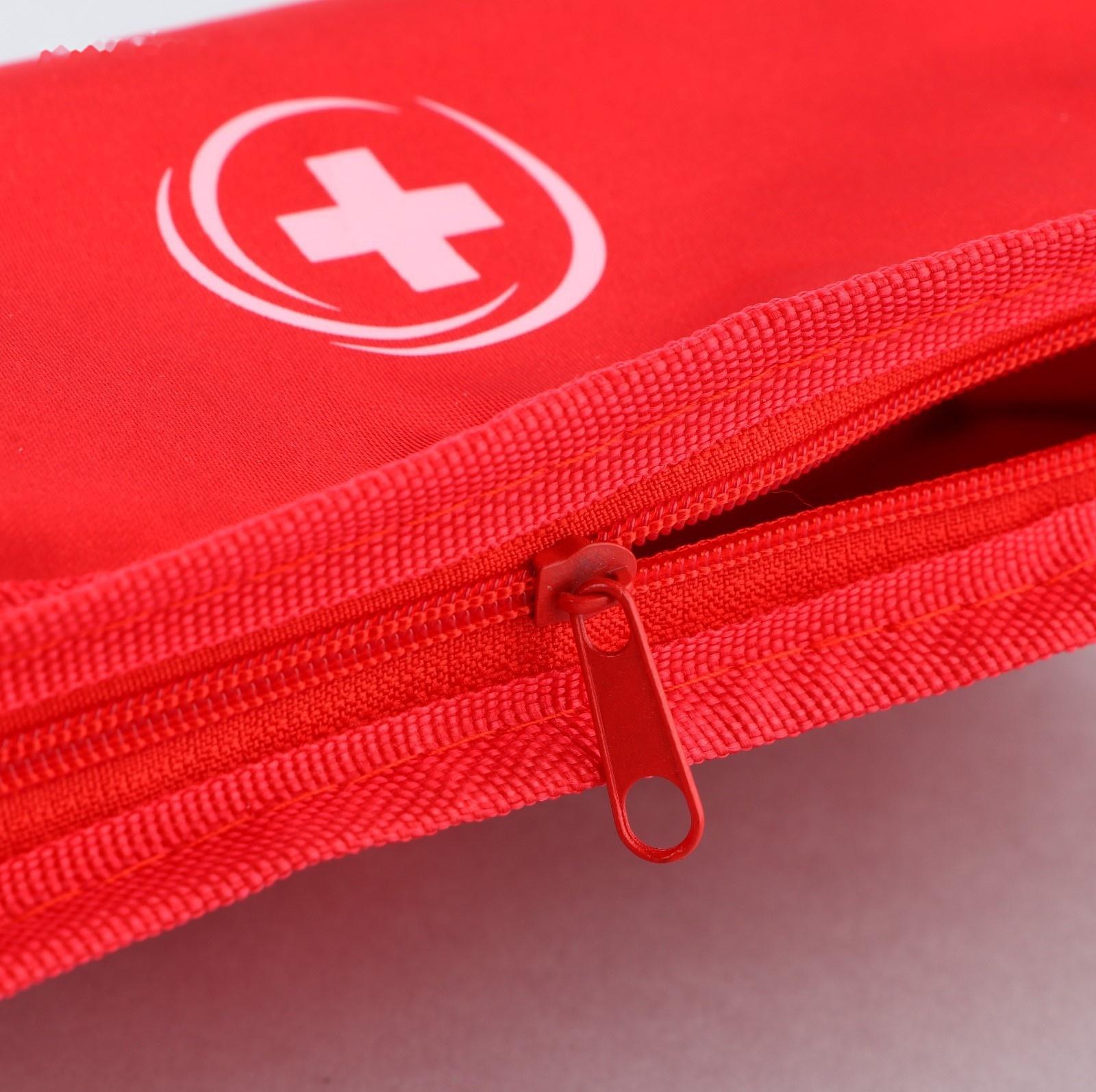 Аптечка дорожная , 18*10*4 см, красный цвет
