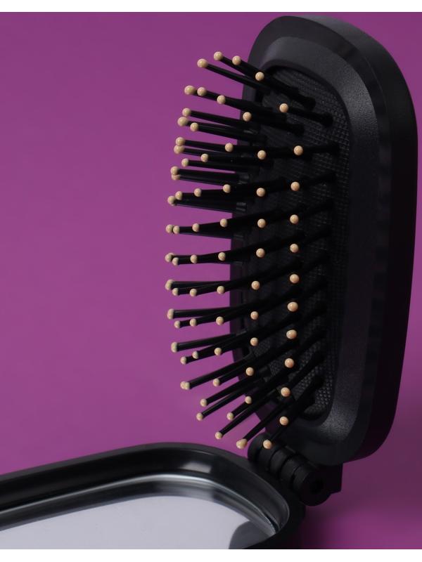 Расчёска массажная, складная, зеркалом, 9,5 × 5,5 см, цвет чёрный