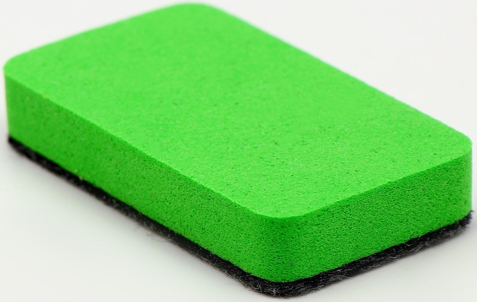 Доска меловая для рисования и записей двухсторонняя, 26 × 20 × 0,5 см, набор мелков + губка