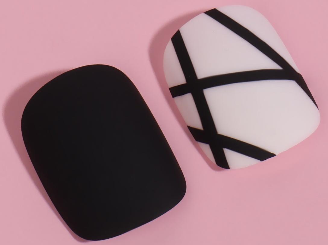 Накладные ногти «Black», 12 шт, с клеевыми пластинами, форма мягкий квадрат, цвет чёрный/белый