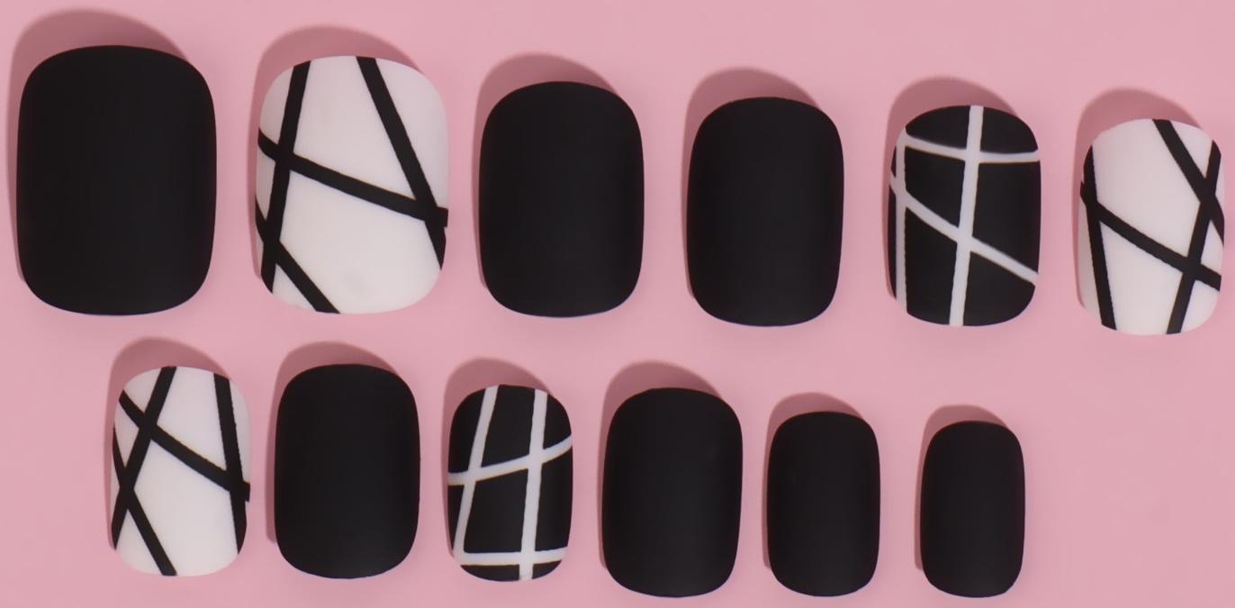 Накладные ногти «Black», 12 шт, с клеевыми пластинами, форма мягкий квадрат, цвет чёрный/белый