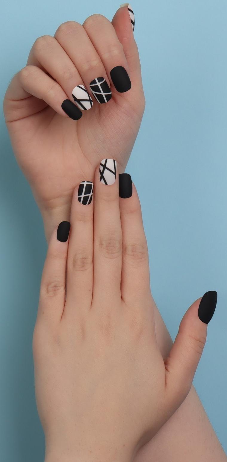Накладные ногти «Black», 12 шт, с клеевыми пластинами, форма мягкий квадрат, цвет чёрный/белый