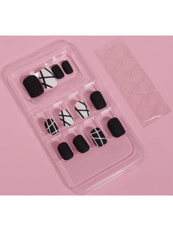 Накладные ногти «Black», 12 шт, с клеевыми пластинами, форма мягкий квадрат, цвет чёрный/белый
