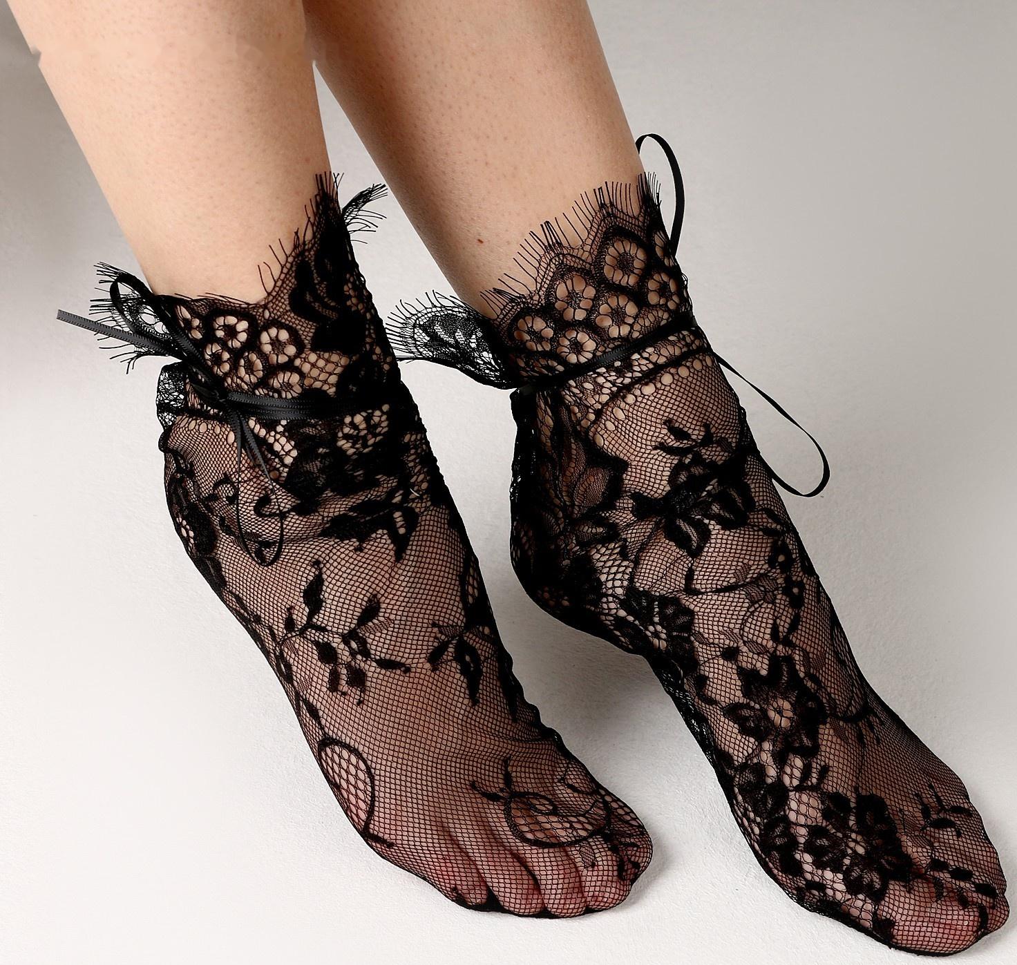Карнавальный аксессуар- носки, цвет черный, кружево