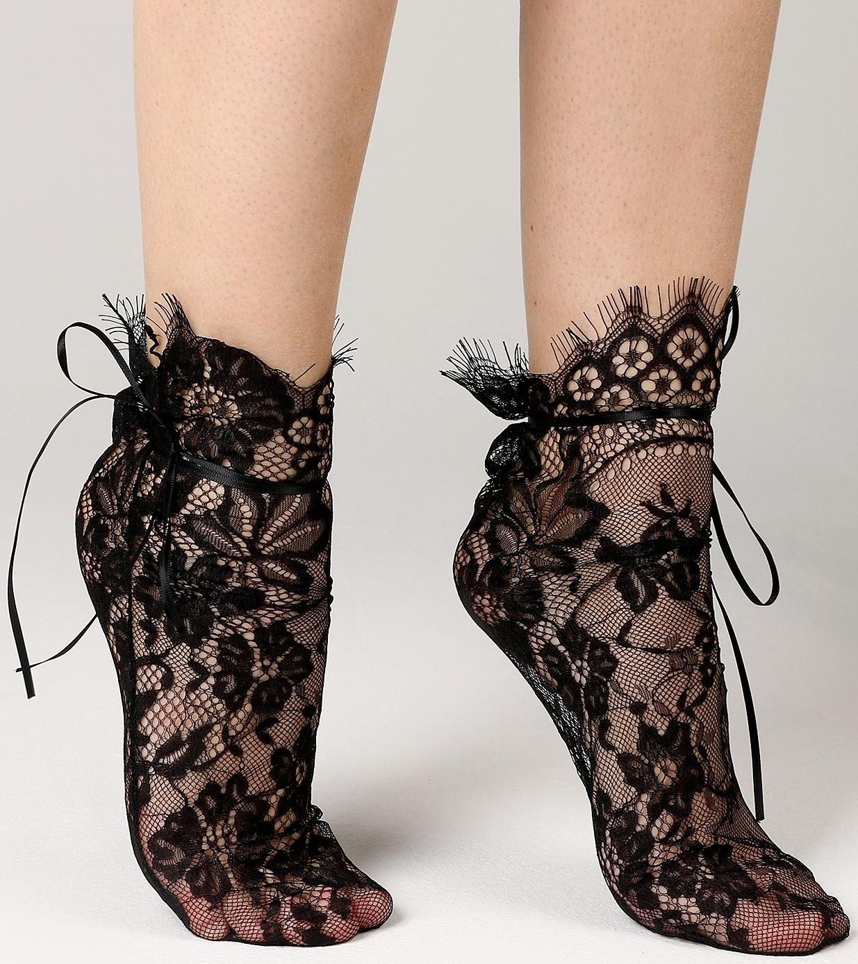 Карнавальный аксессуар- носки, цвет черный, кружево