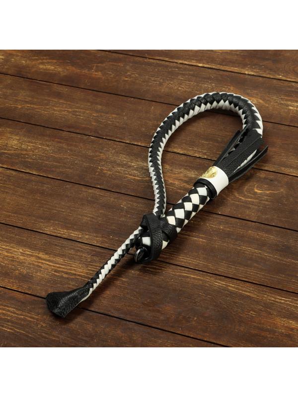 Нагайка пёстрая, натуральная кожа, черно-белая