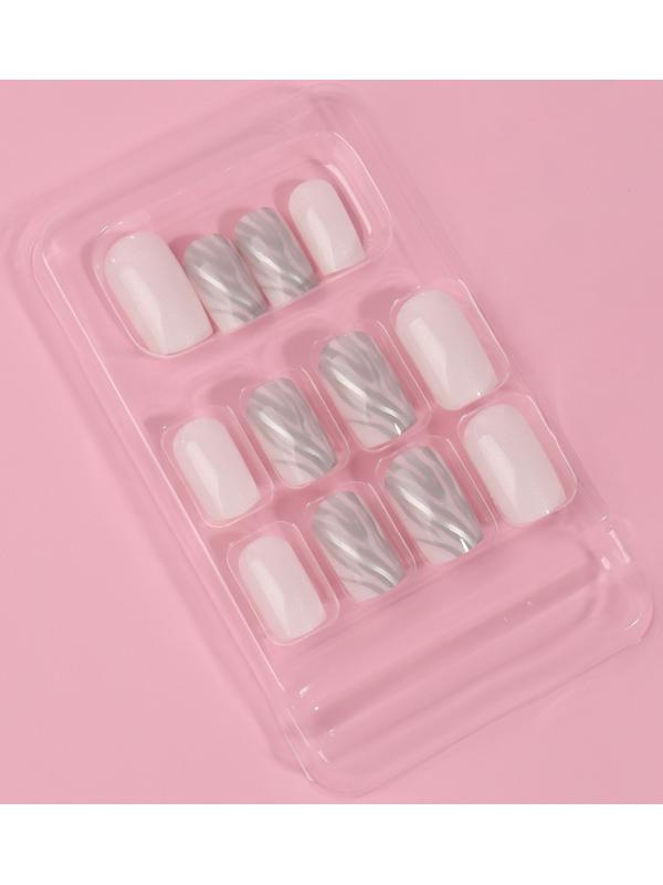 Накладные ногти «Zebra», 24 шт, с клеевыми пластинами, форма мягкий квадрат, цвет белый/серебристый
