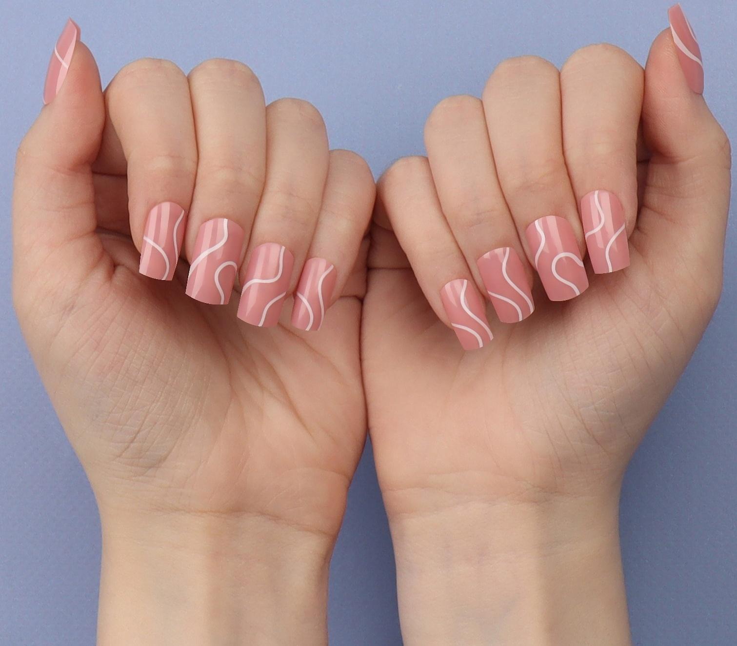 Накладные ногти «lines», 24 шт, с клеевыми пластинами, форма мягкий квадрат, цвет нежно-розовый