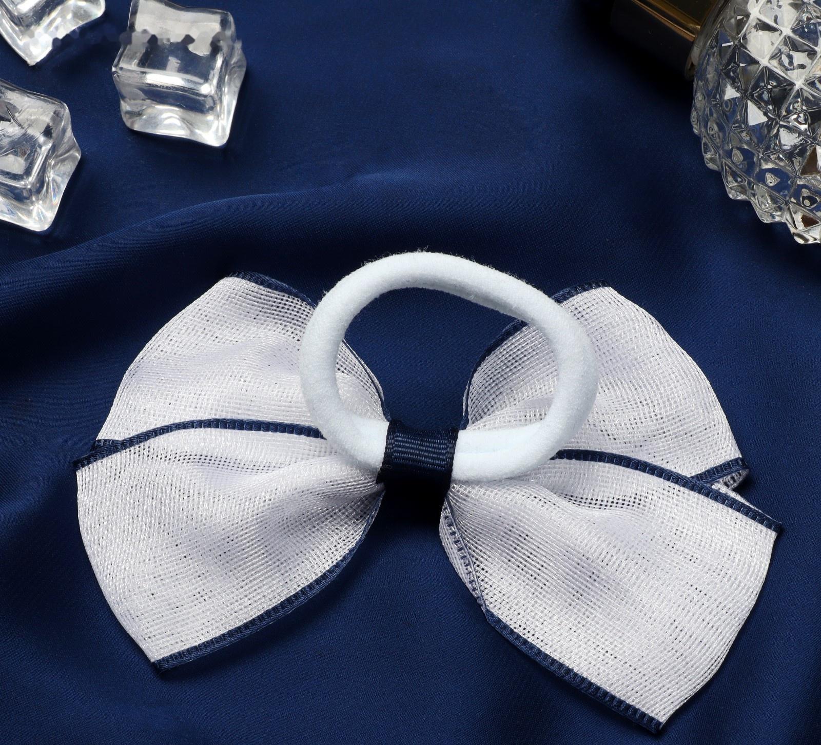 Резинка для волос бант 