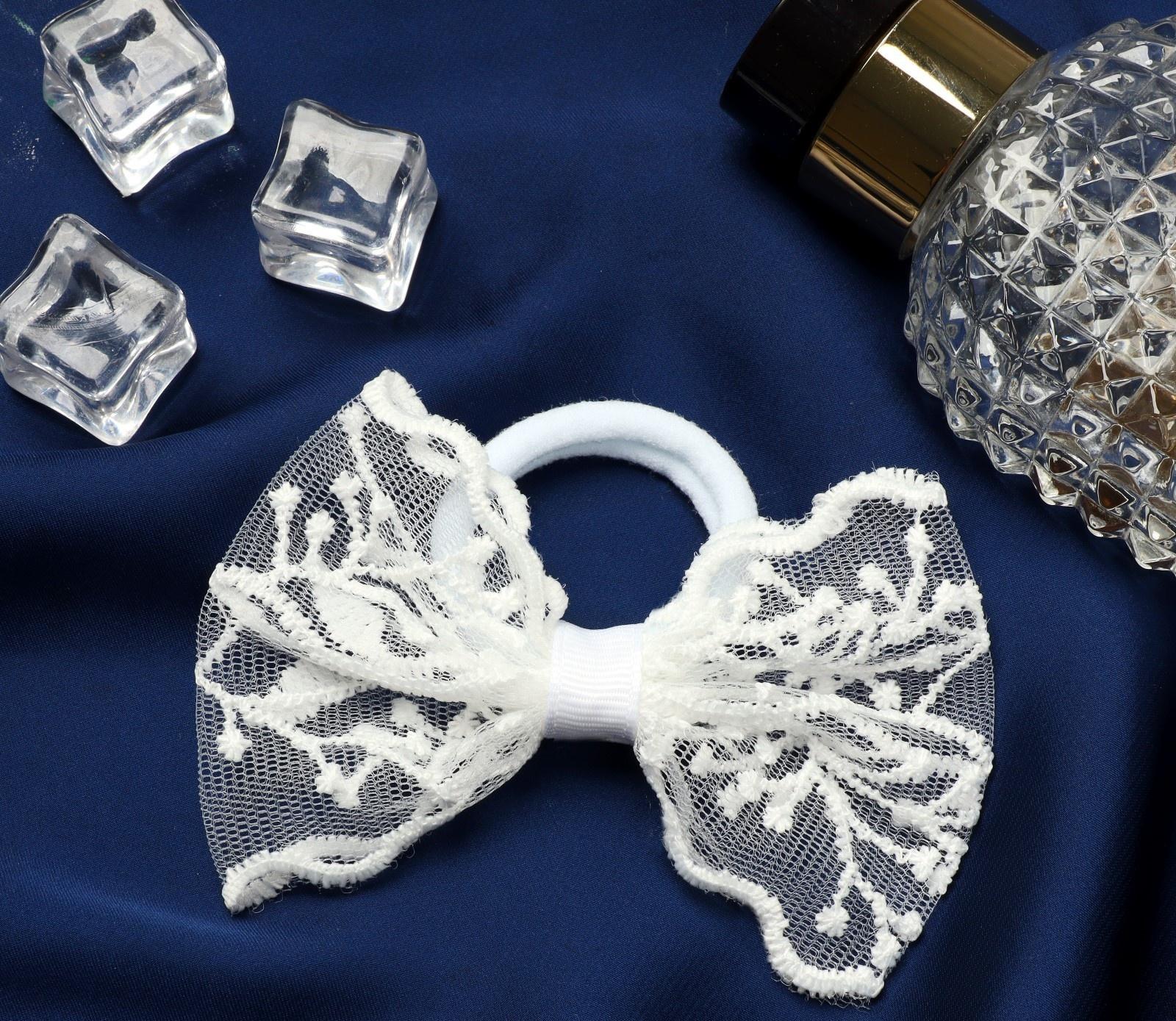 Резинка для волос бант 