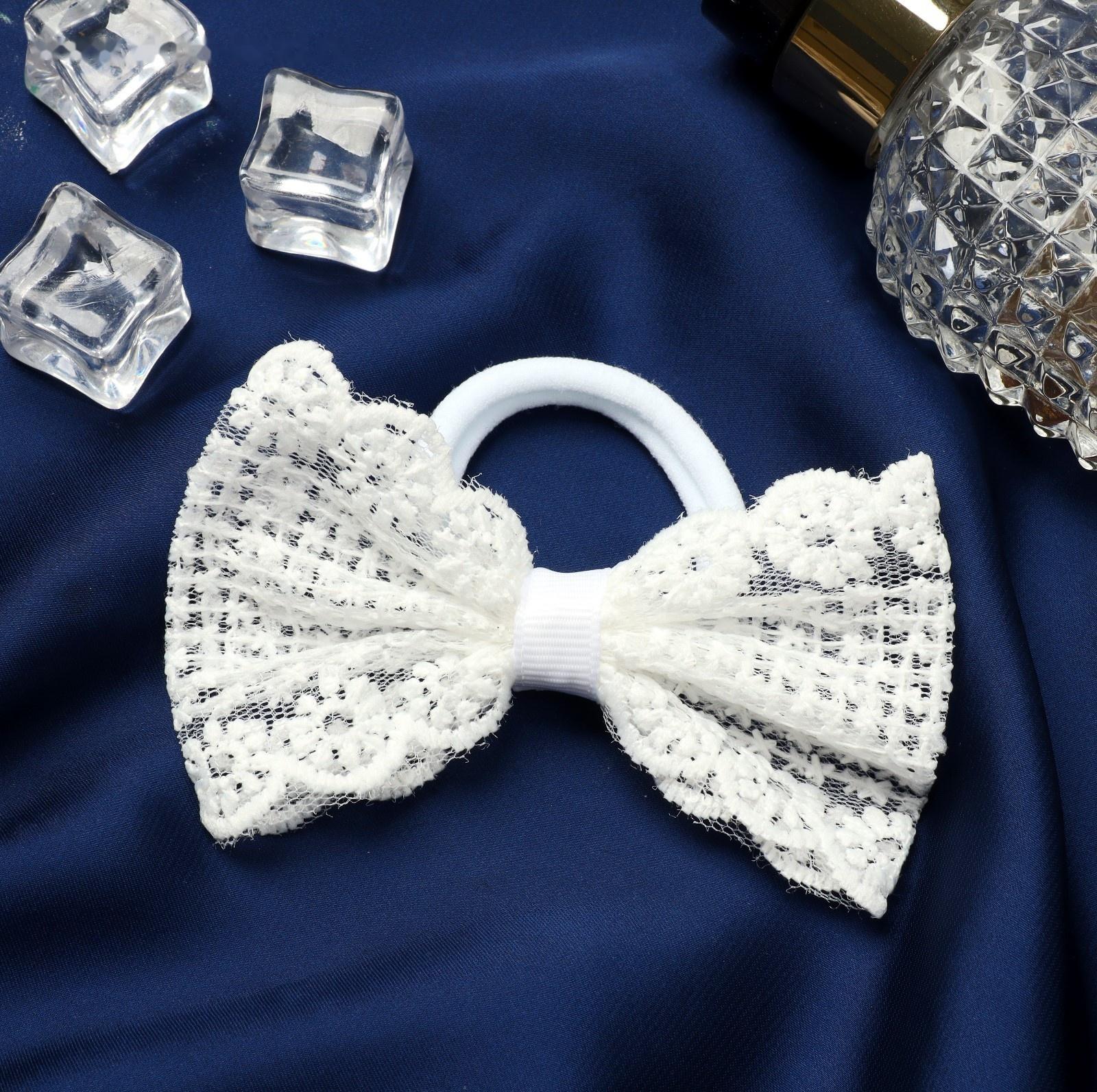 Резинка для волос бант 