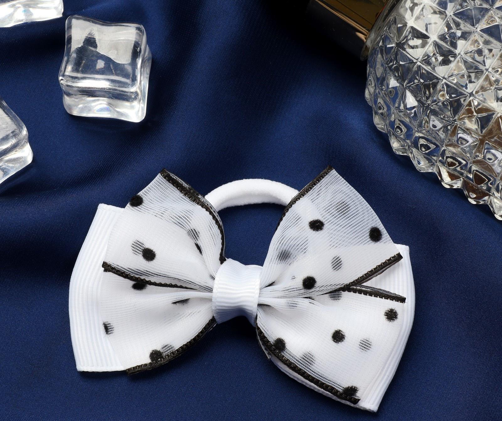 Резинка для волос бант 