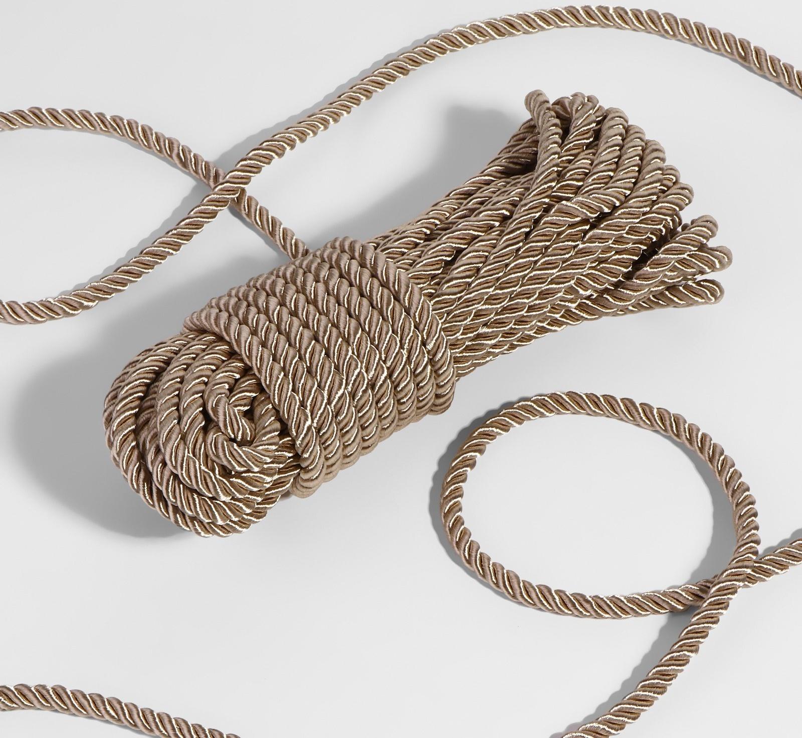 Шнур витой, d = 5 мм, 9 ± 1 м, цвет светло-серый