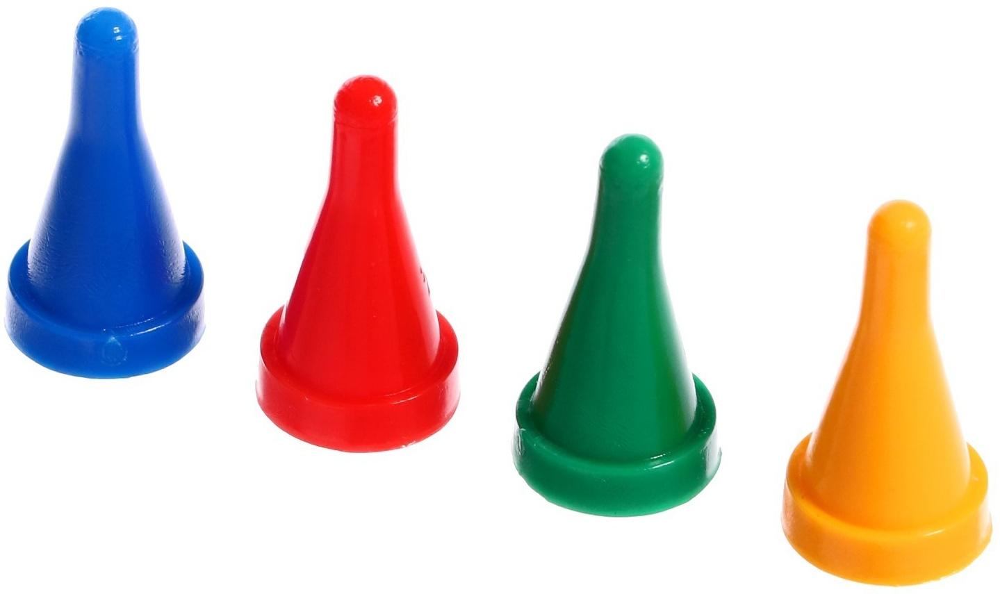 Настольная игра-ходилка «Чебурашка», в треугольной коробке, 300 × 300 × 50 мм