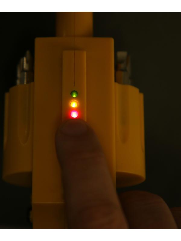 Аккумуляторная отвертка ТУНДРА, 3.6 В, 1.3 Ач, Li-lon, 3 Нм, 200 об/мин, индикатор заряда