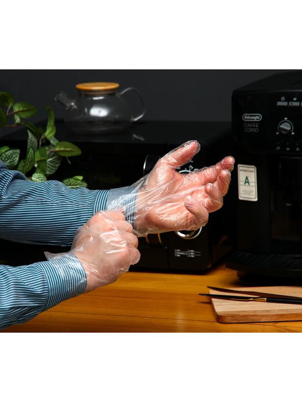 Перчатки одноразовые полиэтиленовые, в упаковке по 100 шт