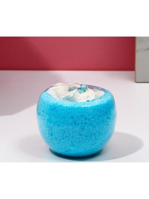 Бомбочка для ванны с твёрдой пеной и кондитерской посыпкой, цвет голубой