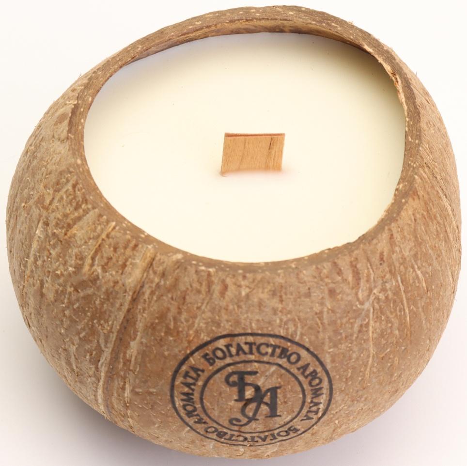 Свеча в кокосе ароматическая, зелёный чай, в коробке