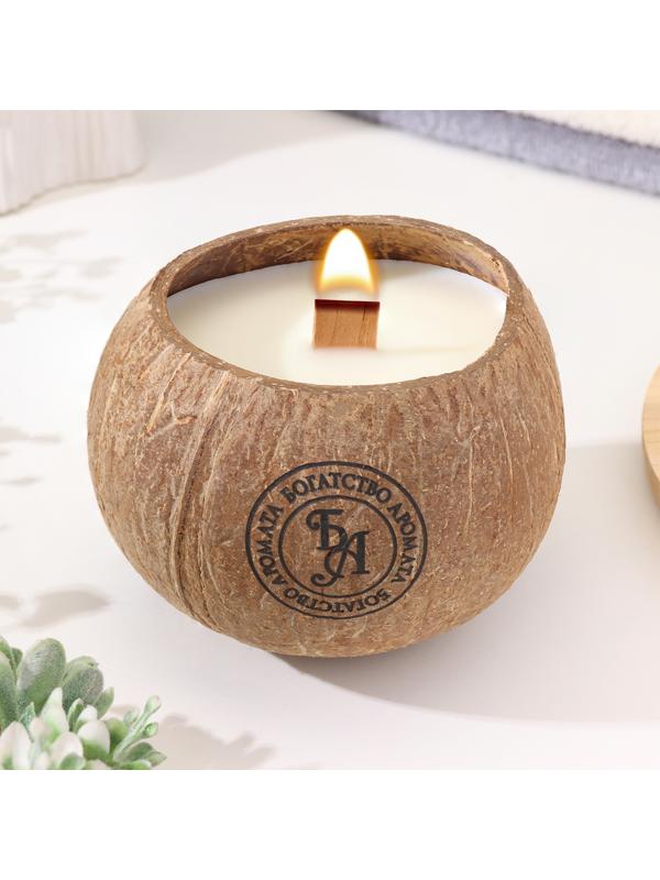 Свеча в кокосе ароматическая, зелёный чай, в коробке