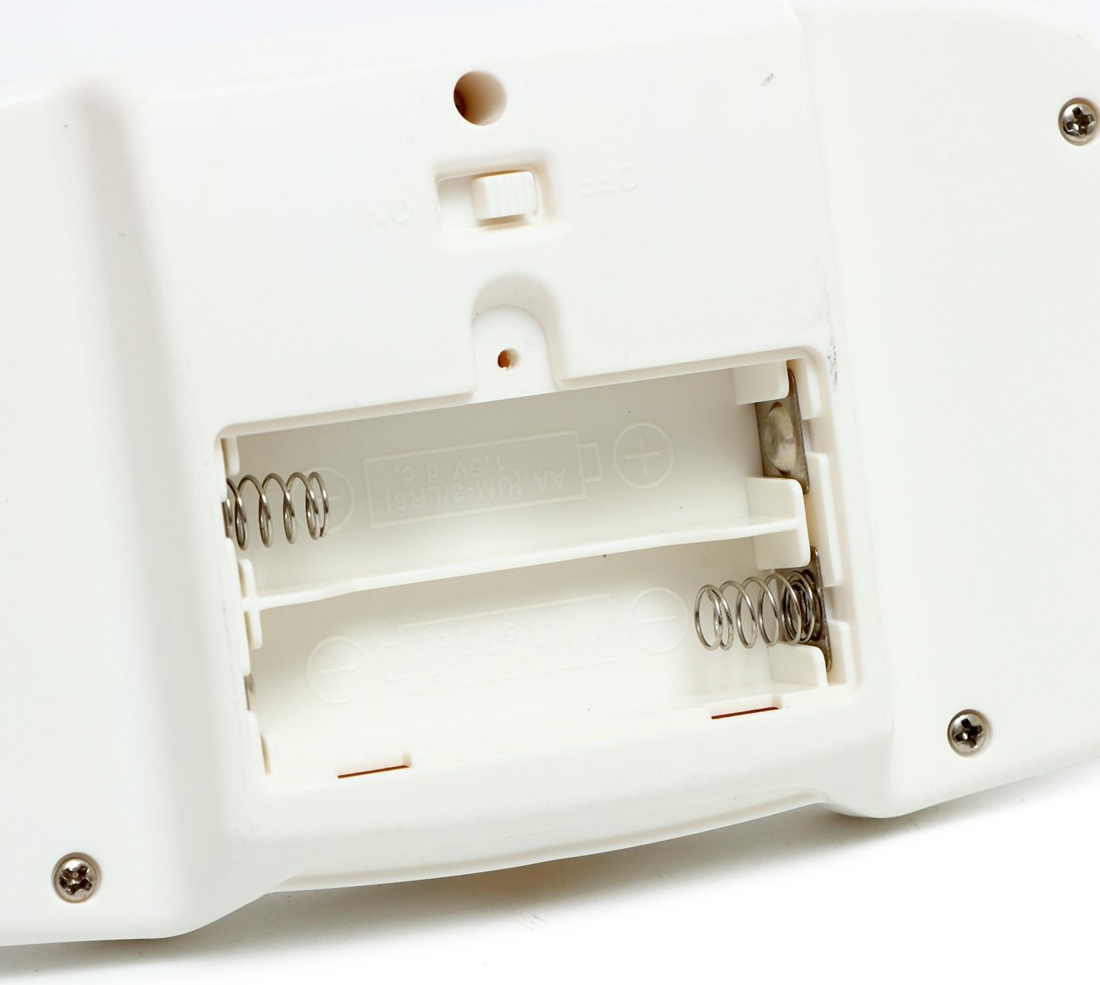 Робот «Карл», на радиоуправлении, интерактивный, световые, звуковые эффекты, работает от аккумулятора