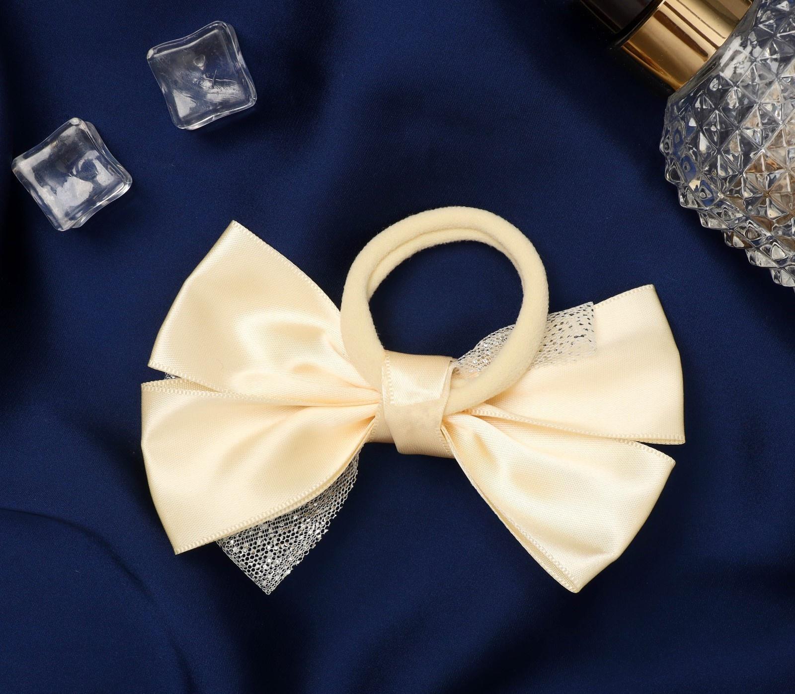 Резинка для волос бант 