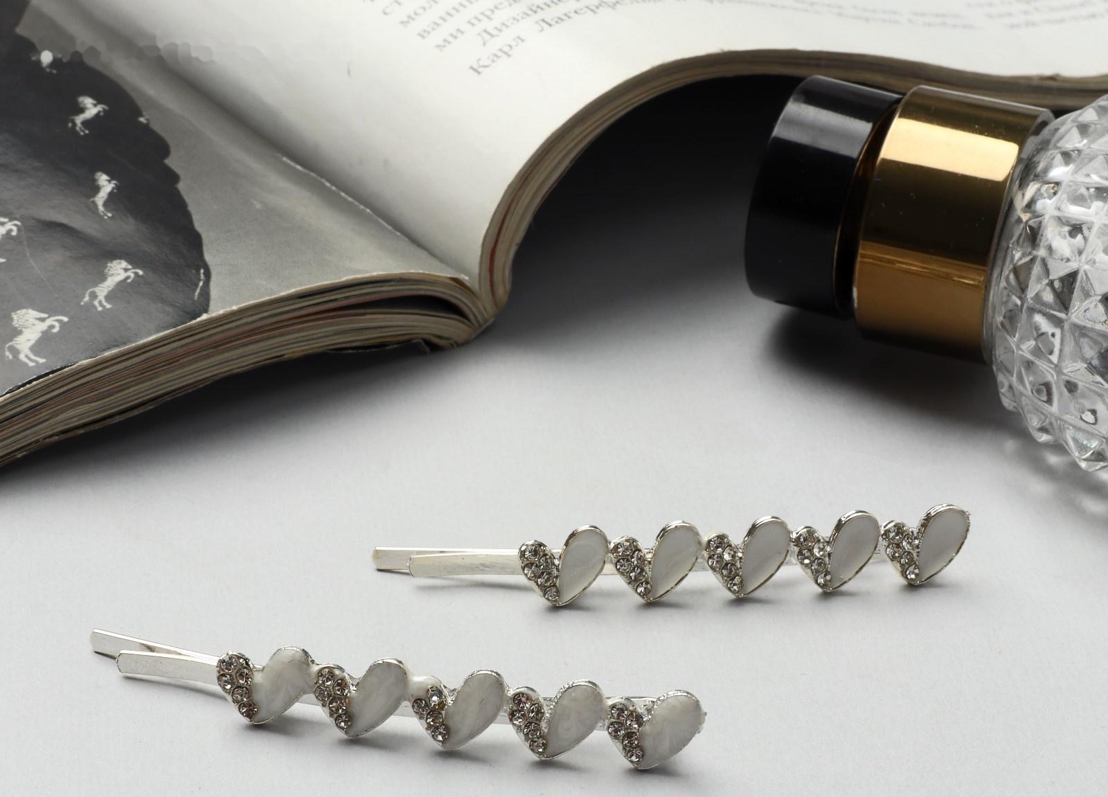 Невидимка для волос 