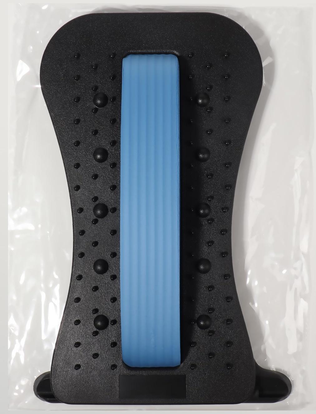 Массажёр для спины, трёхуровневый, с магнитом, 38 × 24,5 см, цвет МИКС