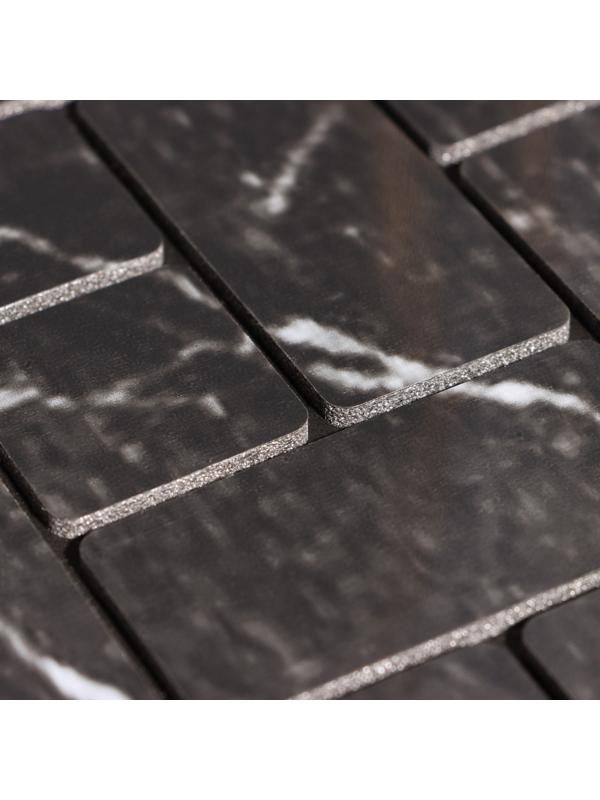 Панель самоклеящаяся 30*30см мягкая, клетка черная