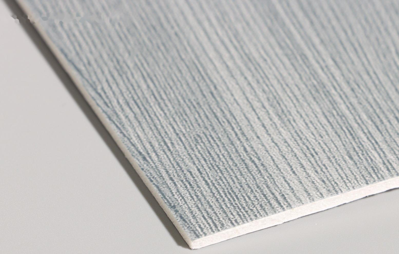 Панель самоклеящаяся 60*30см  доска светлая