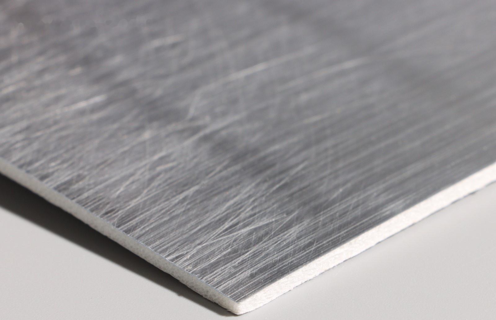 Панель самоклеящаяся 60*30см серебристая