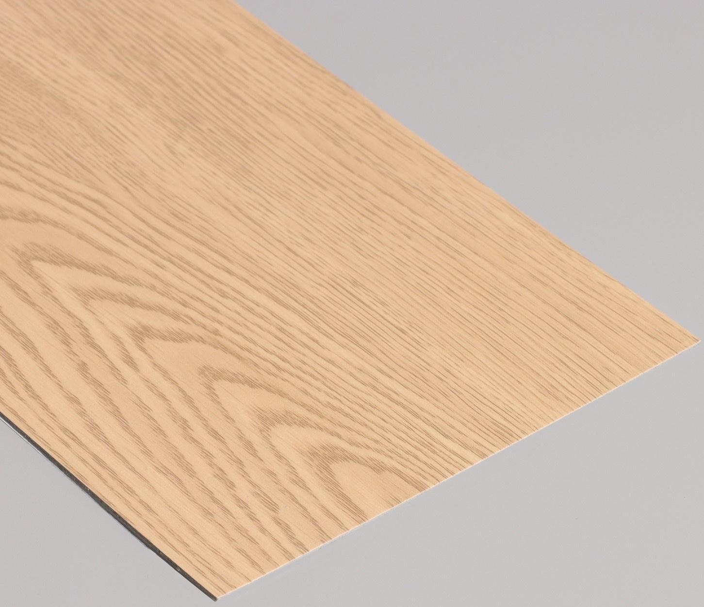 Плитка виниловая самоклеящаяся 91*15см бежевая