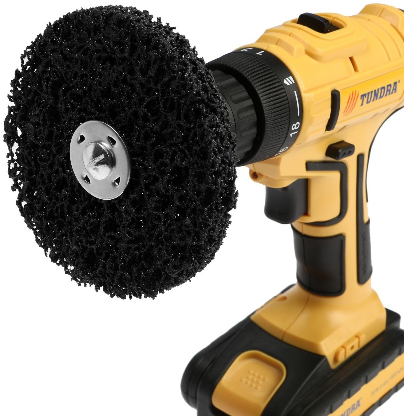 Круг коралловый по металлу ТУНДРА, для шлифовки и полировки, М8, 115 мм, с адаптером