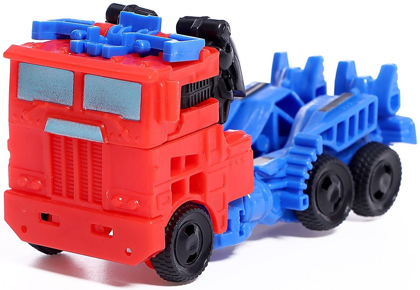 Набор роботов «Автоботы», трансформируются