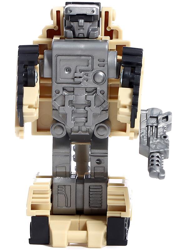 Робот «Танк», трансформируется