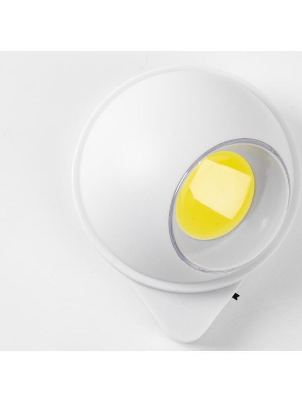 Фонарь-светильник, 80 лм, COB, 3 ААА, магнит, клейкая основа, 7.5 х 9.2 х 5.5 см