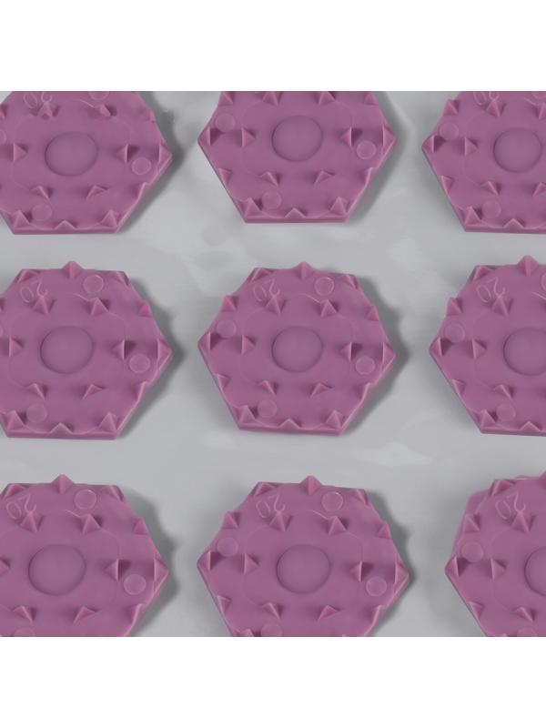 Ипликатор-коврик, основа ПВХ, 140 модулей, 28 × 64 см, цвет прозрачный/фиолетовый