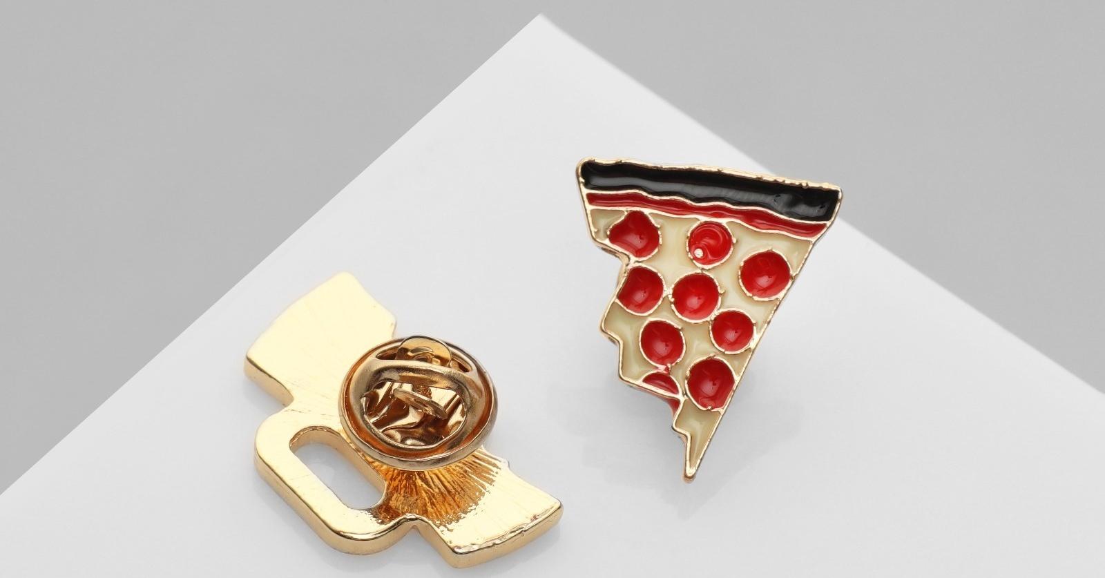 Набор значков (2шт) 