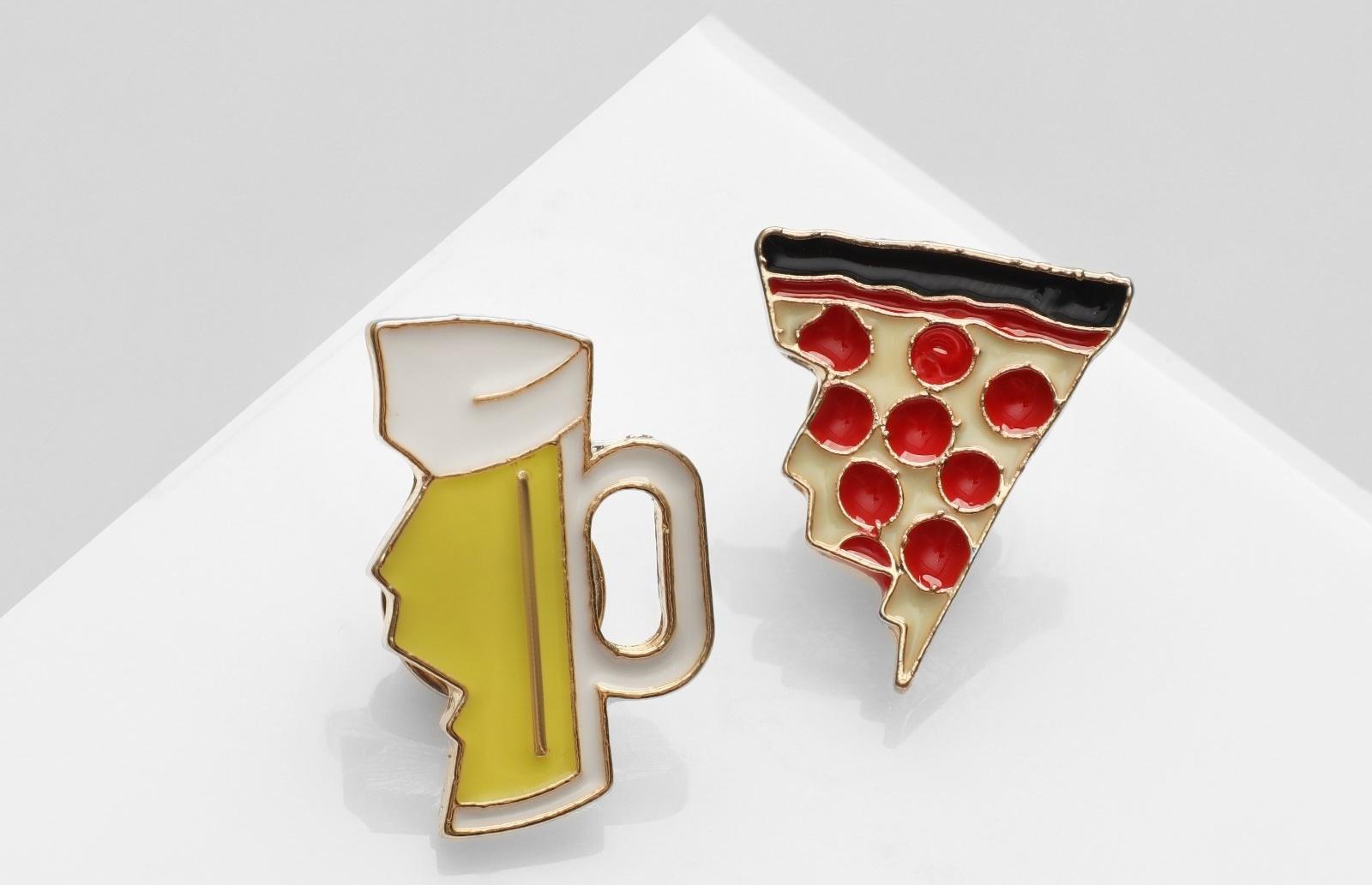 Набор значков (2шт) 