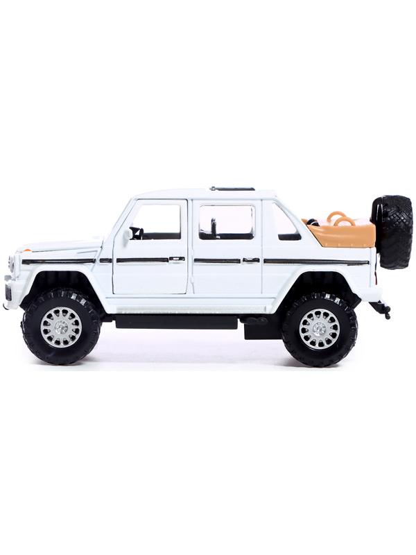 Машина металлическая «Внедорожник», инерция, свет, звук, открываются двери и капот, цвет МИКС