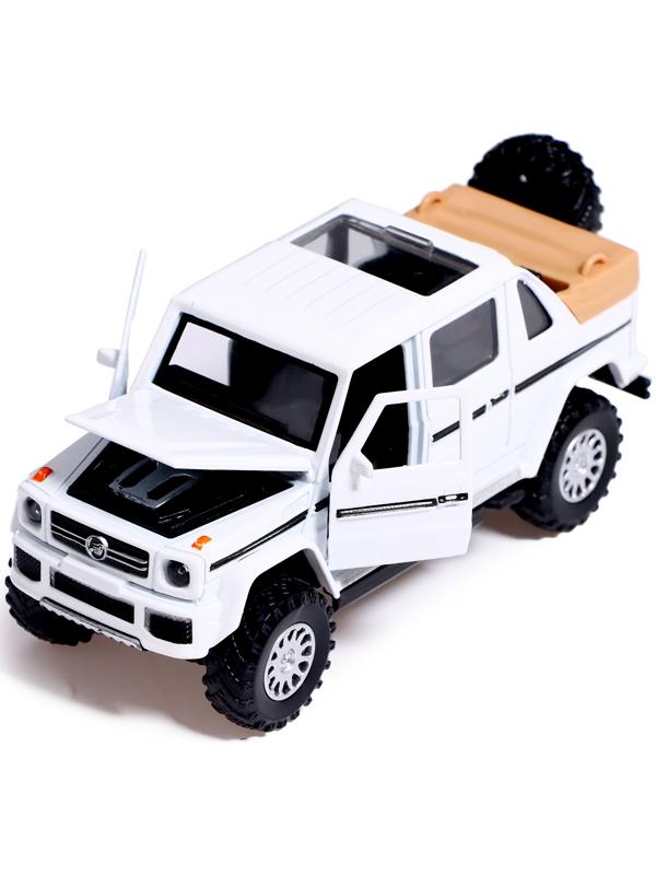 Машина металлическая «Внедорожник», инерция, свет, звук, открываются двери и капот, цвет МИКС