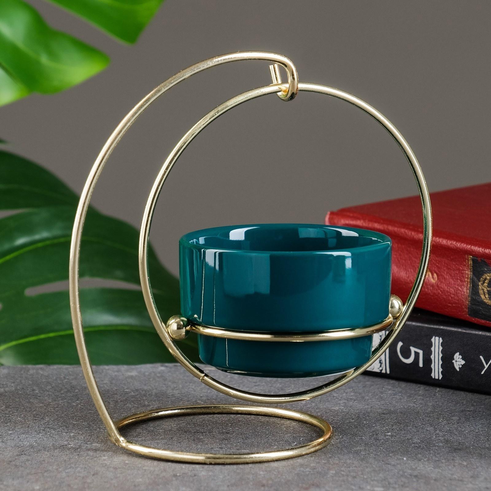 Кашпо на подставке 